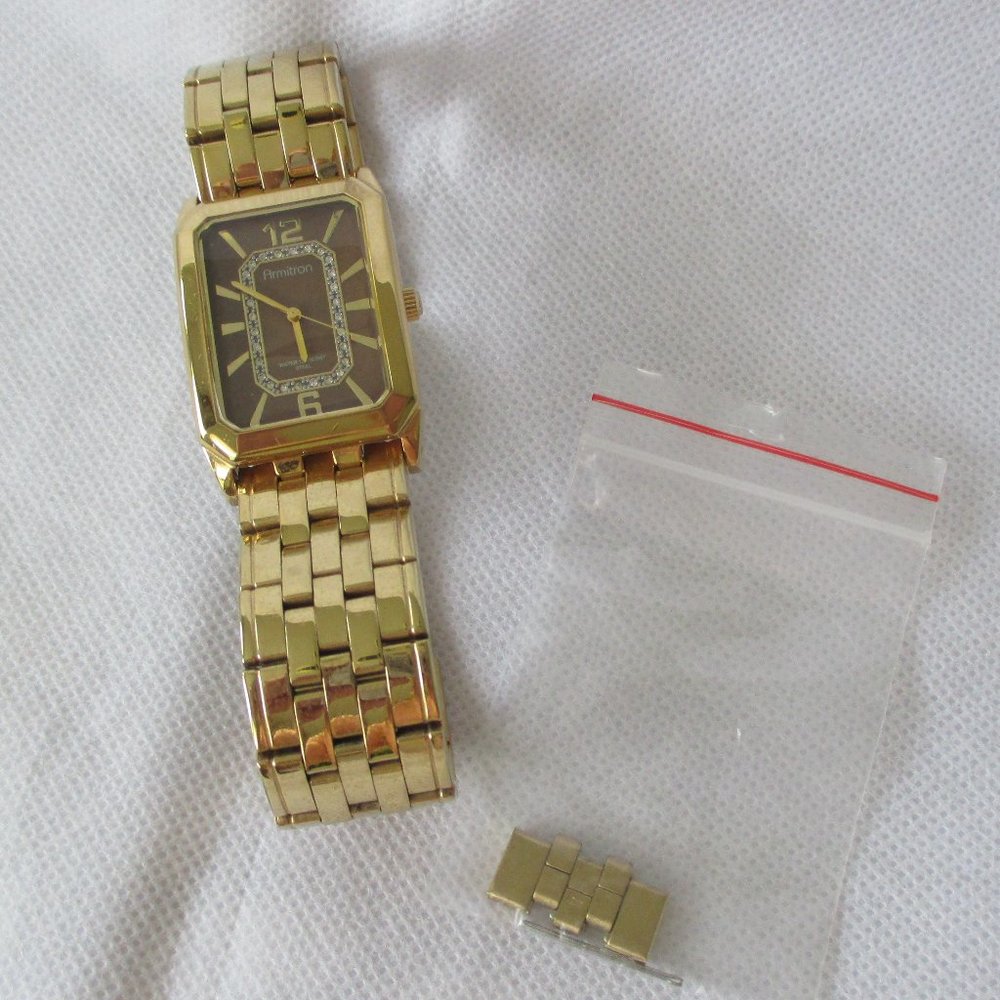 AMITRON men's  watch  - I will have new battery installed - Excellent Condition!